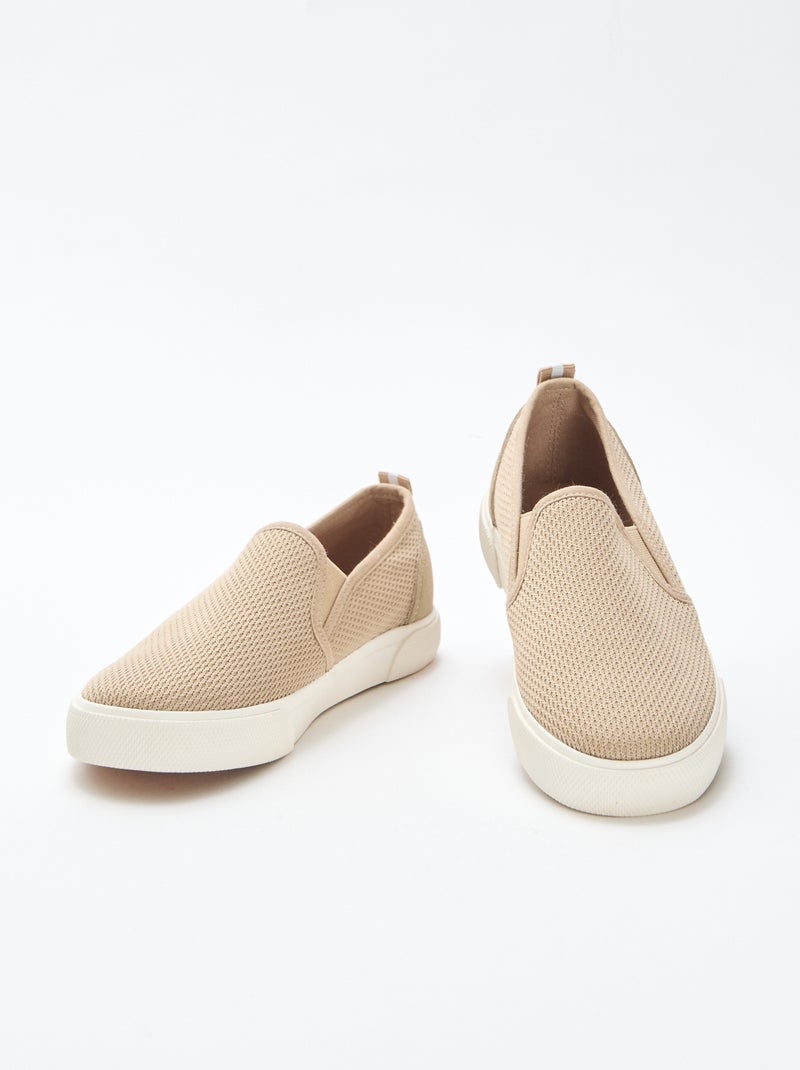 Effen lage sneakers van mesh | Slip-onmodel Biege - Kiabi