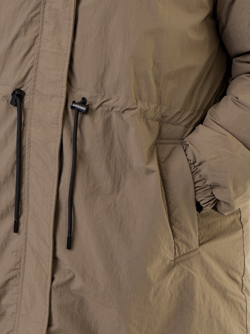 Effen parka met capuchon Groen - Kiabi