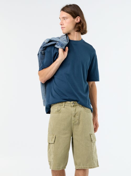 Effen short met meerdere zakken - Kiabi Effen short met meerdere zakken - Kiabi