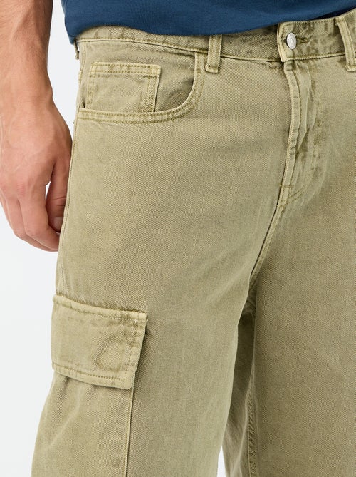 Effen short met meerdere zakken - Kiabi Effen short met meerdere zakken - Kiabi