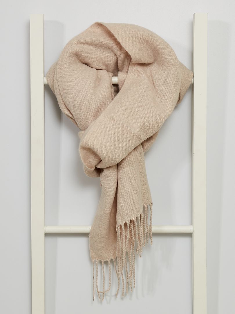 beige sjaal met franjes