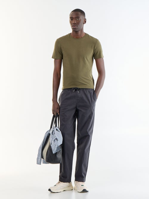 Effen T-shirt - Slim-fit - Kiabi Effen T-shirt - Slim-fit - Kiabi