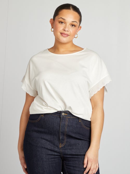 Effen T-shirt met borduursel op de mouwen - Kiabi