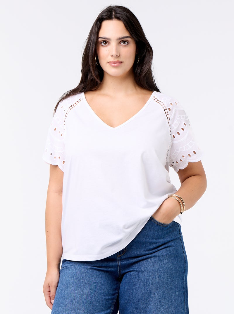 Effen T-shirt met borduursels op de mouwen Wit - Kiabi