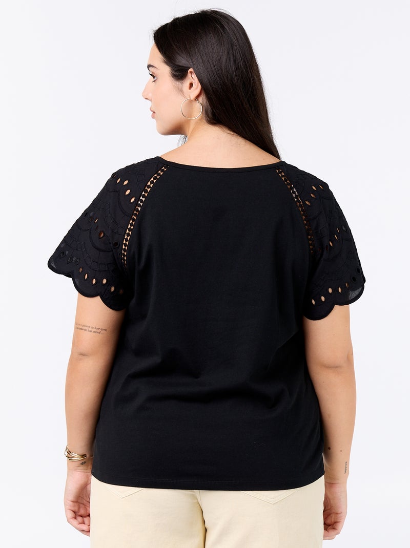 Effen T-shirt met borduursels op de mouwen Zwart - Kiabi