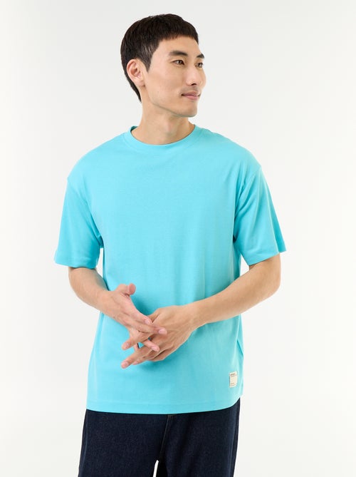 Effen T-shirt met korte mouwen en ronde hals - Kiabi Effen T-shirt met korte mouwen en ronde hals - Kiabi