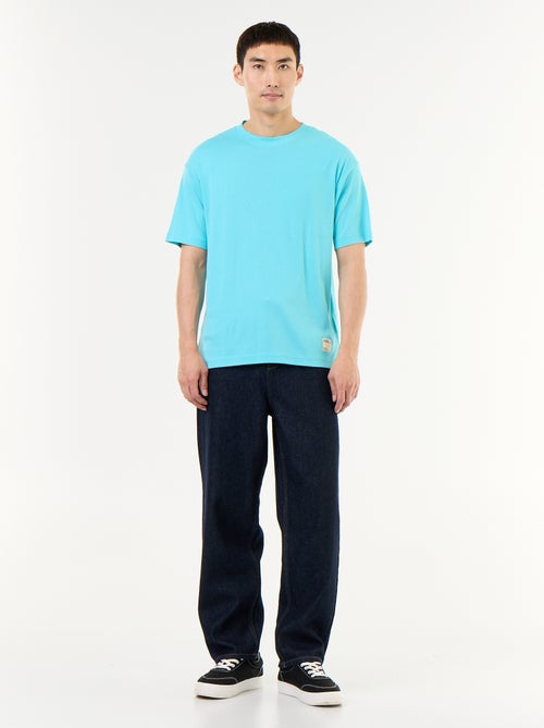 Effen T-shirt met korte mouwen en ronde hals - Kiabi Effen T-shirt met korte mouwen en ronde hals - Kiabi