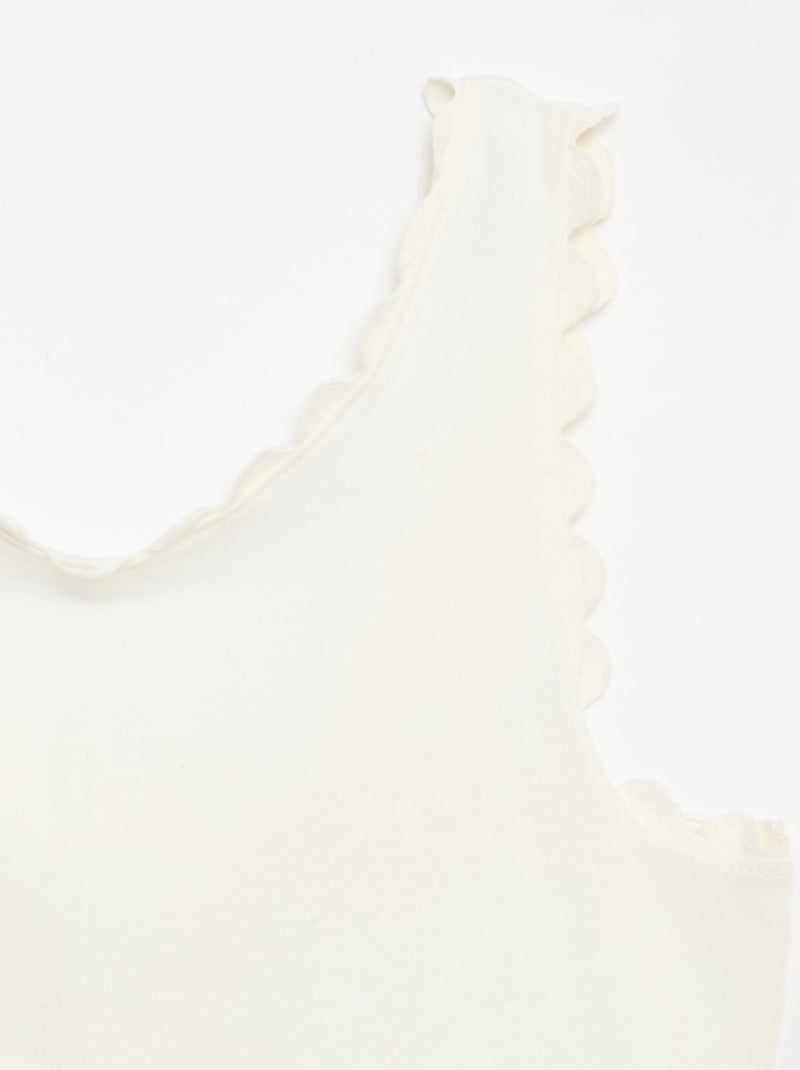 Effen top met golvende randen Wit - Kiabi