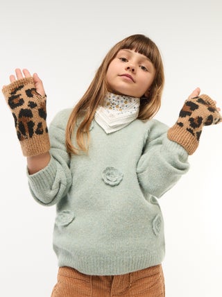 Effen trui met ronde hals en gehaakte bloemen