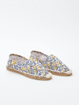 Espadrilles met bloemmotief