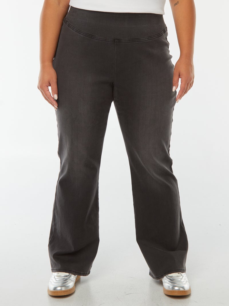 Flared/bootcut jeans met normale taille 'Carmakoma' Zwart - Kiabi