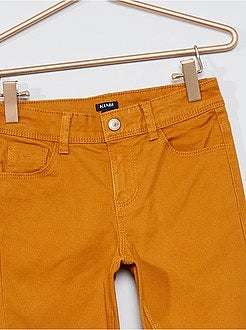 Gekleurde, slim-fit broek - Kiabi
