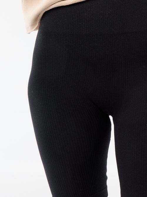 Geribbeld fietsbroekje - Kiabi