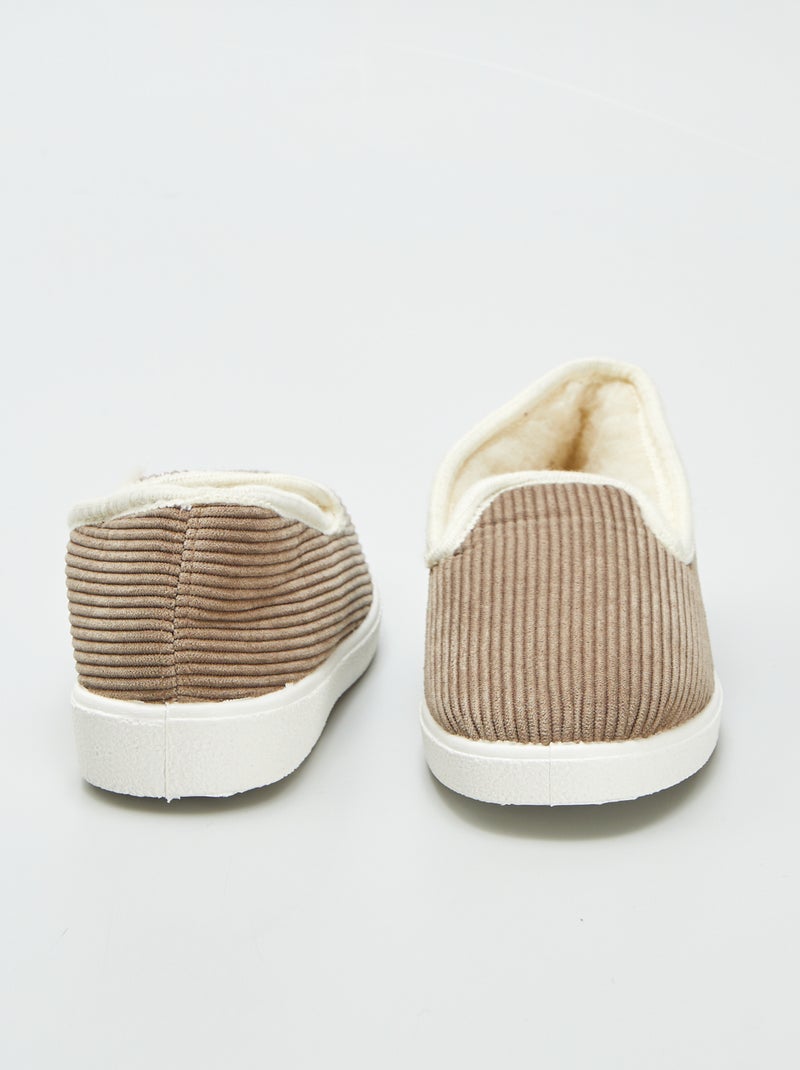 Gesloten warme sloffen BRUIN - Kiabi