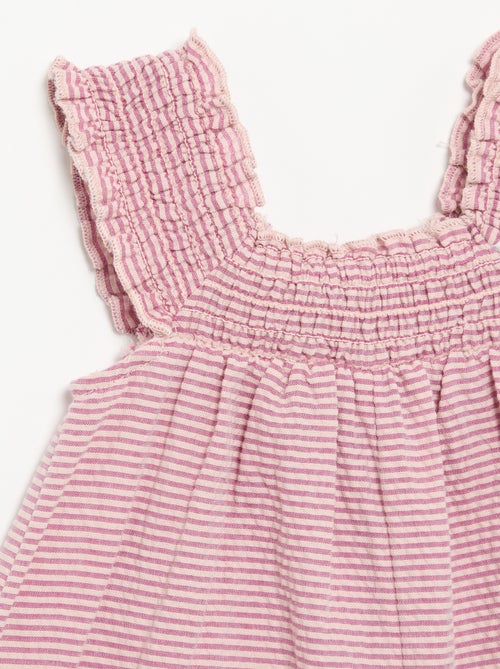 Gestreept seersucker playsuit met smockwerk en borduursels - Kiabi