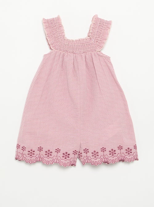 Gestreept seersucker playsuit met smockwerk en borduursels - Kiabi