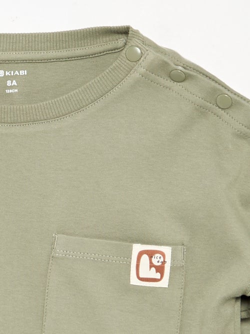 Gestreept T-shirt - gemakkelijk aan te trekken collectie - Kiabi Gestreept T-shirt - gemakkelijk aan te trekken collectie - Kiabi