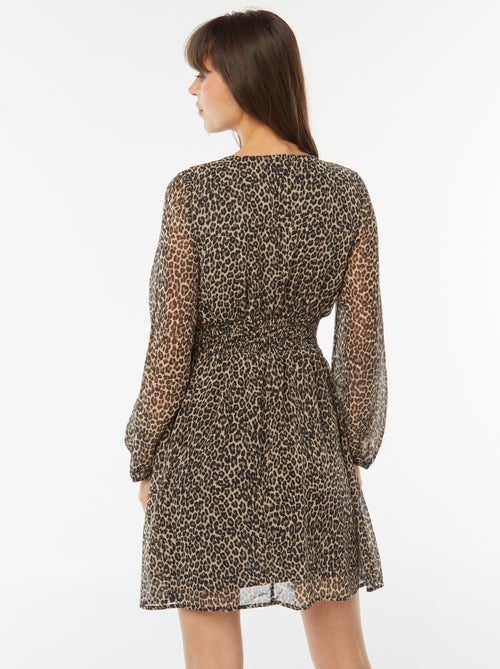 Getailleerde jurk van kreukeltricot - Kiabi