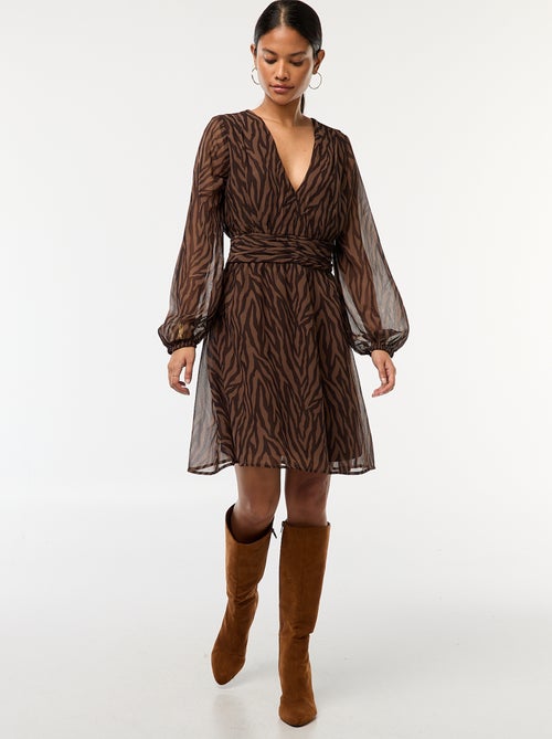 Getailleerde jurk van kreukeltricot - Kiabi