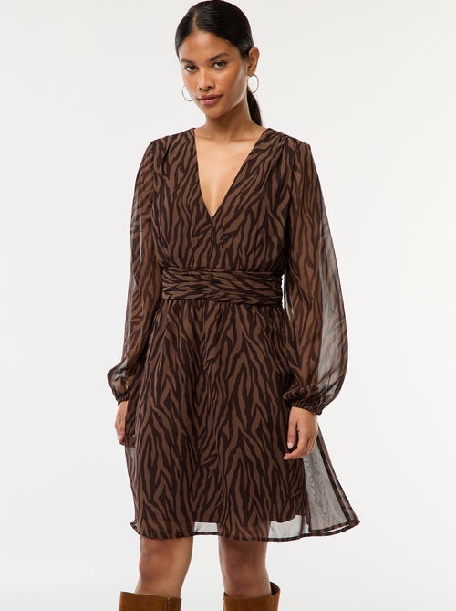 Getailleerde jurk van kreukeltricot - Kiabi