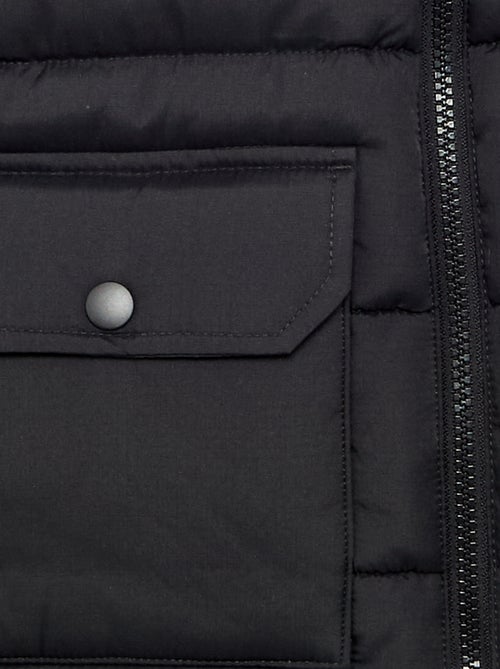 Gewatteerde bodywarmer met capuchon - Kiabi Gewatteerde bodywarmer met capuchon - Kiabi