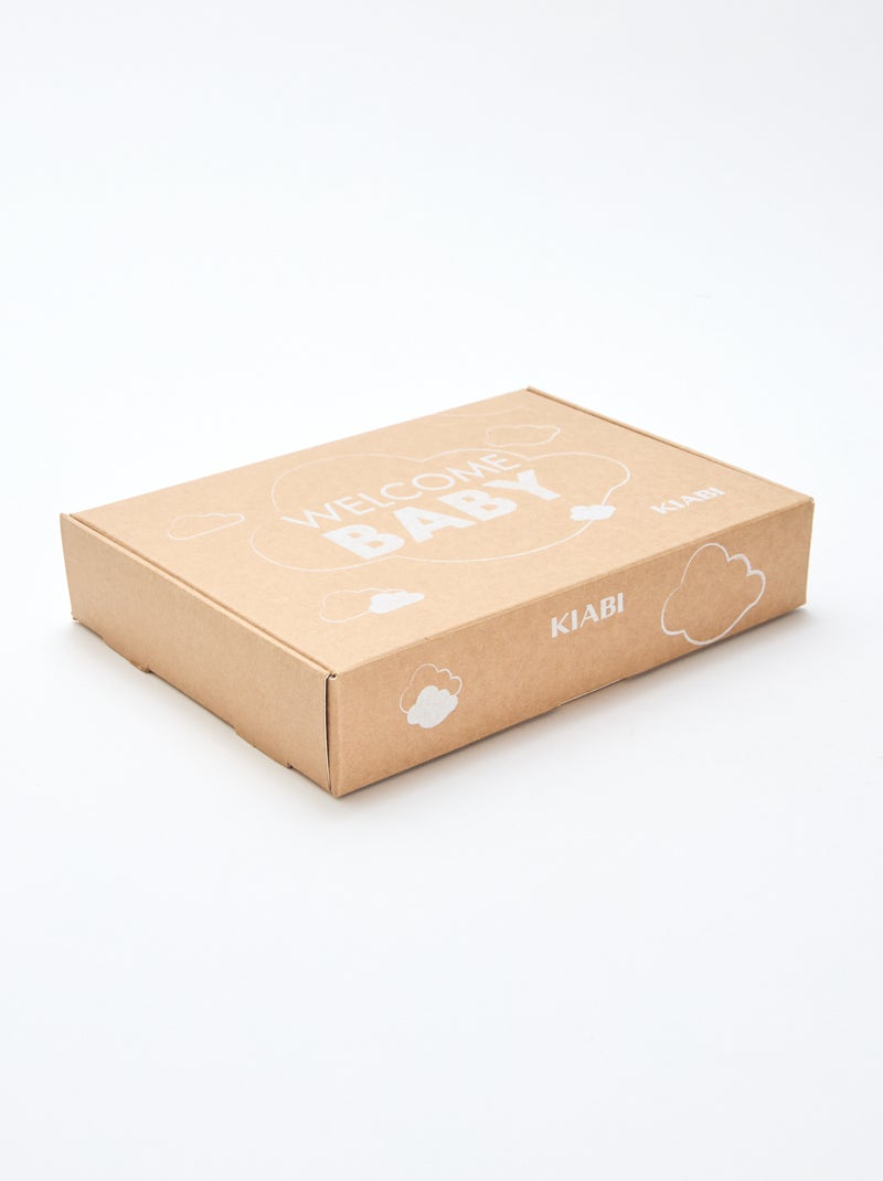 GIFTBOX - Babypakje + sokken + luierdoek + slabbetje Wit - Kiabi