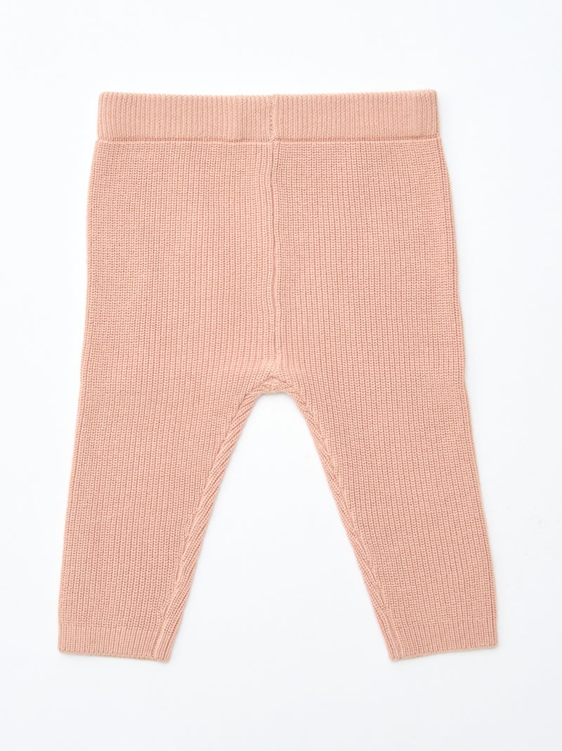 GIFTBOX - Babytruitje + broek + sokken + muts + slabbetje Wit - Kiabi