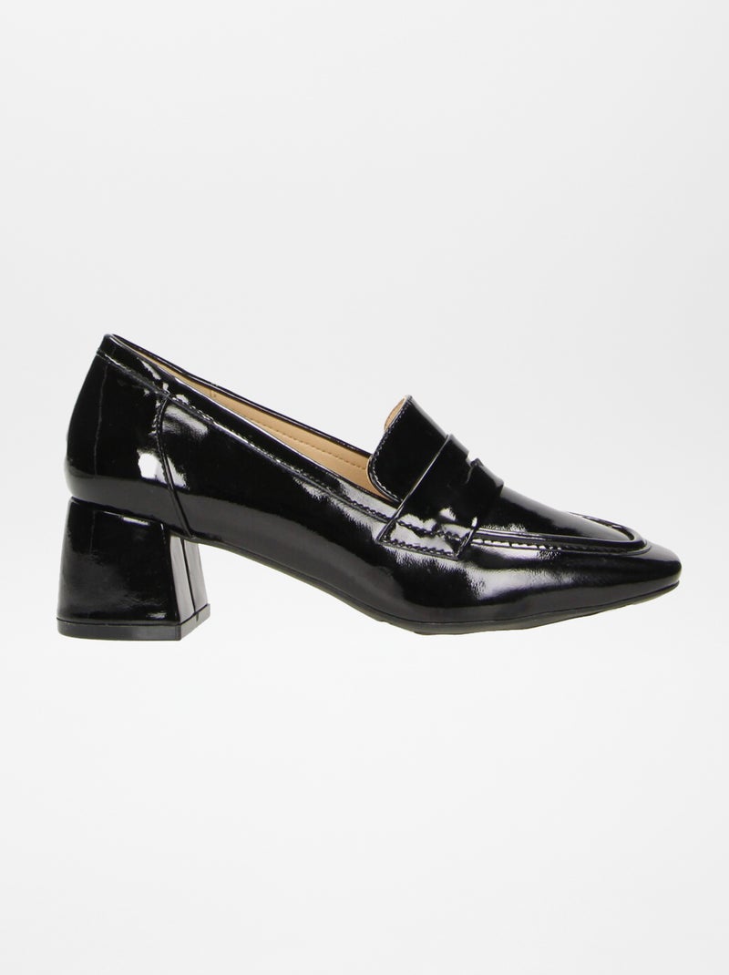 Glanzende loafers met hak ZWART - Kiabi