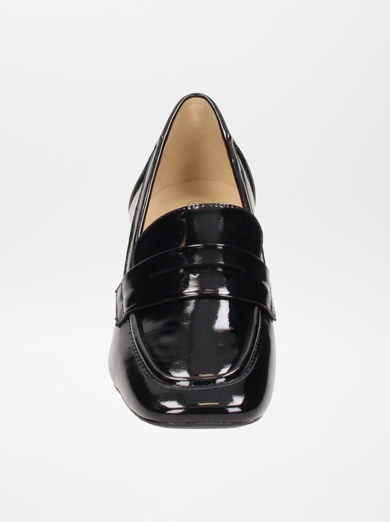 Glanzende loafers met hak ZWART - Kiabi