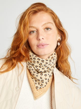 Grote foulard met print
