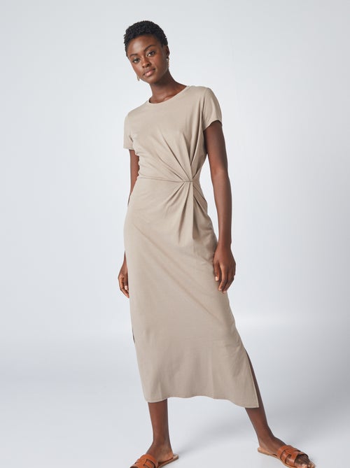 Halflange jurk met aangetrokken taille - Kiabi