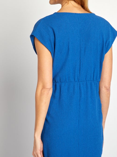 Halflange jurk van gekreukte stof - Kiabi