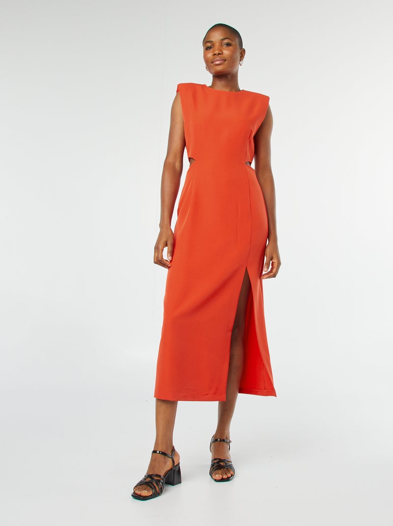 Halflange, mouwloze jurk met opengewerkte details aan de taille ROOD - Kiabi