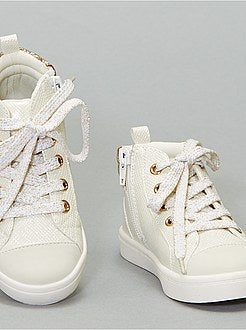 Schoenen - Hoge sneakers met gelakte neuzen - Kiabi