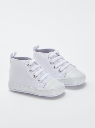 Hoge stoffen sneakers