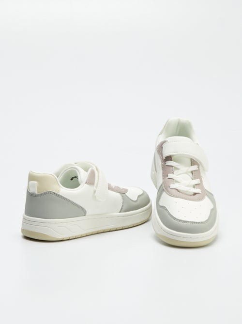 Imitatieleren lage sneakers met colorblock - Kiabi