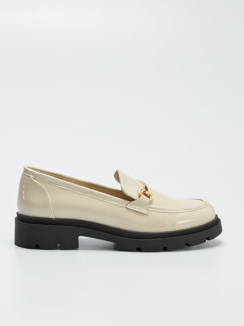 Imitatieleren loafers met plateauzool - Kiabi Imitatieleren loafers met plateauzool - Kiabi