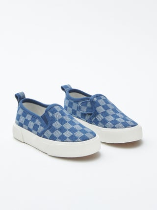 Instapsneakers met ruitjes