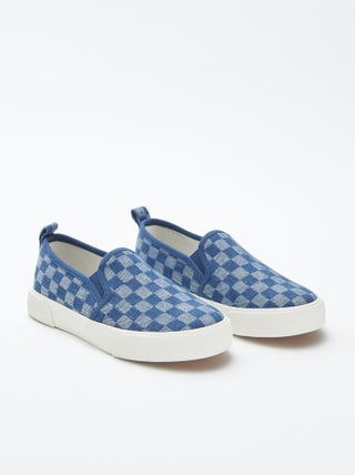 Instapsneakers met ruitjes