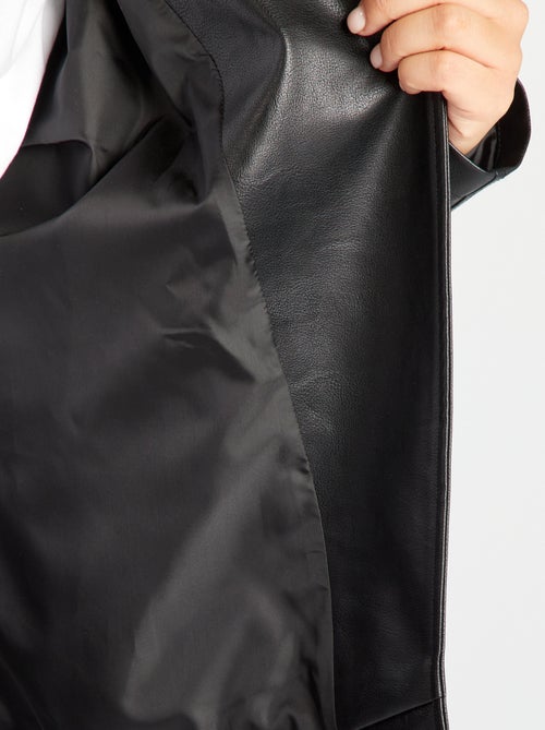 Jasje van imitatieleer met reverskraag - Kiabi Jasje van imitatieleer met reverskraag - Kiabi