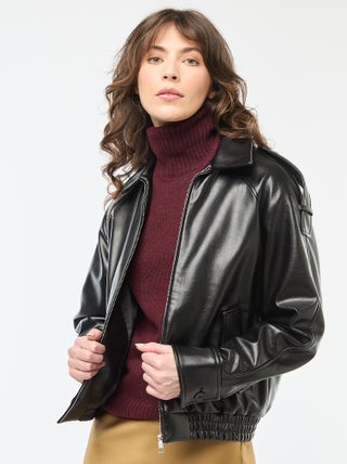 Jasje van imitatieleer met ritssluiting