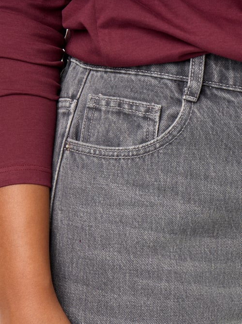 Jeans met wijde pasvorm en omgeslagen pijpen - Kiabi