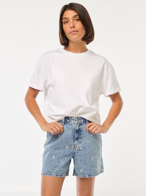 Jeansshort met bloemenborduursel - Kiabi