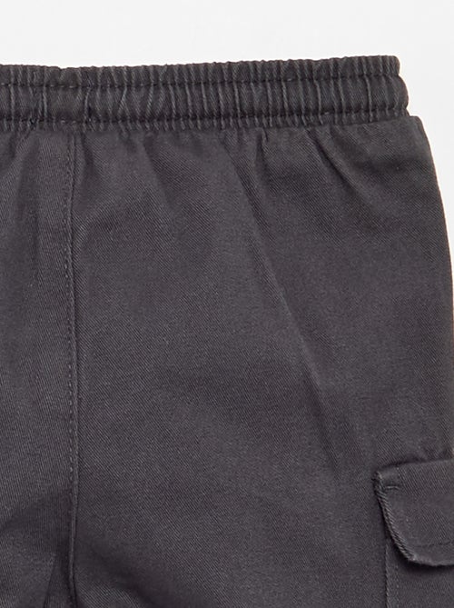 Jogg-broek van keperstof met zakken met klepje - Kiabi