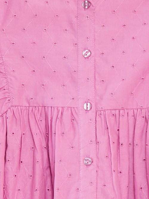 Jurk met all-over borduursels en ruches rond de mouwinzet - Kiabi