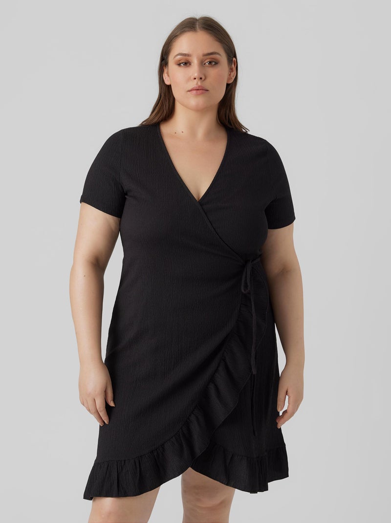 Jurk met overslag 'Vero Moda Curve' zwart - Kiabi