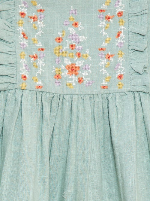 Jurk van grofgeweven stof met borduursel - Kiabi