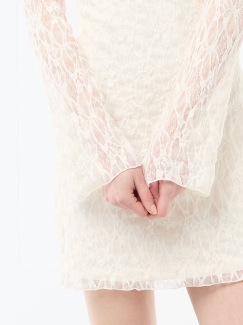 Kanten jurk met pagodemouwen - Kiabi