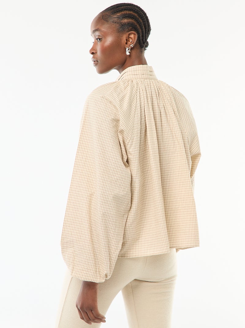 Katoenen blouse met ruitjes en strikkraag Biege - Kiabi