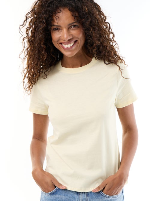Katoenen T-shirt voor dames met ronde hals en korte mouwen - Kiabi Katoenen T-shirt voor dames met ronde hals en korte mouwen - Kiabi